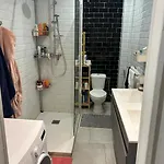 New Sea Down Town Apartman *